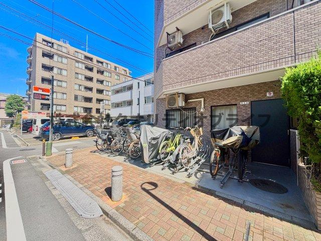 乱雑にならず綺麗に整理整頓されて配置されております。