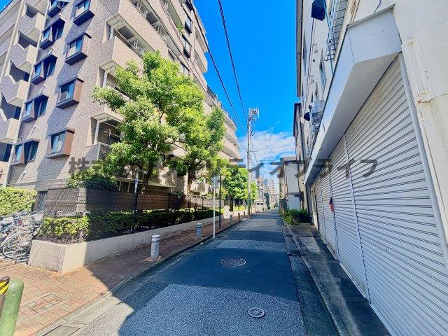 小学校・中学校まで徒歩10分以内です。