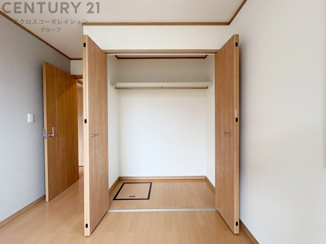 クローゼット収納