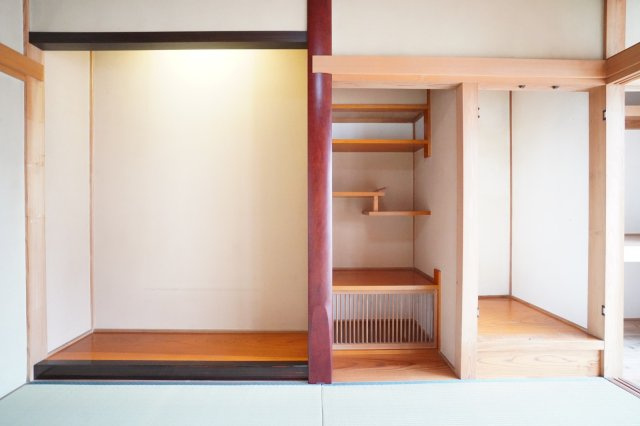 和室収納と床の間
