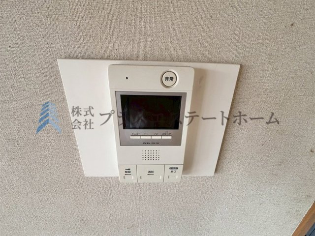 TVモニター付きインターホン♪防犯面も安心です♪