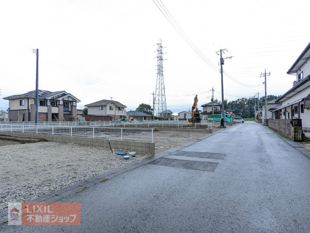 【現地写真】前面道路。日当たりや道の広さなどぜひ現地でご確認下さい。