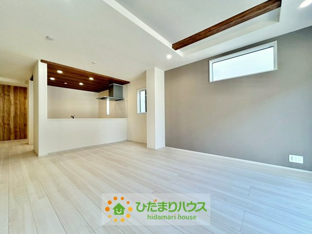 17.75帖の明るいLDKです！！