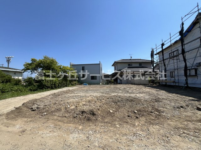 土地面積(公簿)288.13？/87.15坪、磐田西高校北西、告知事項あり。お気軽にお問い合わせください。