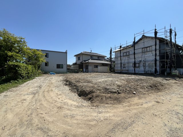 土地面積(公簿)288.13？/87.15坪、磐田西高校北西、告知事項あり。お気軽にお問い合わせください。