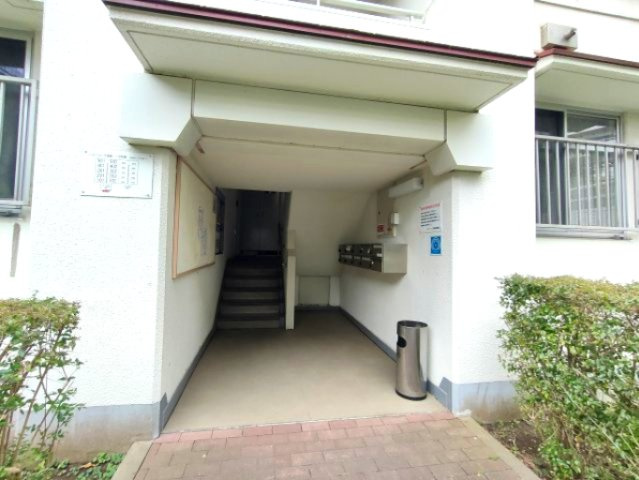 【エントランス】
