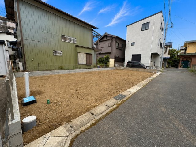 ■東武スカイツリーライン「武里」駅徒歩11分　■土地面積約30坪　■近隣に商業施設充実！　■備後小学校徒歩4分(300ｍ)・武里中学校徒歩11分(850ｍ)