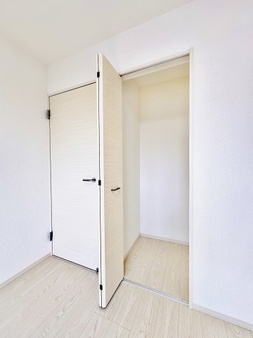 2階北西側6.0帖洋室の収納