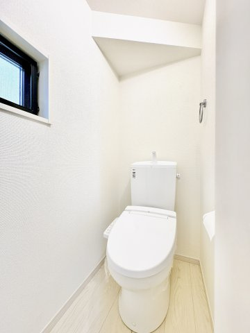 温水洗浄便座付きで、快適にご利用いただけます。