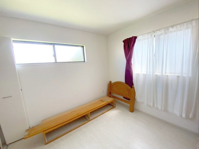 シンプルで使い勝手の良いお部屋です！