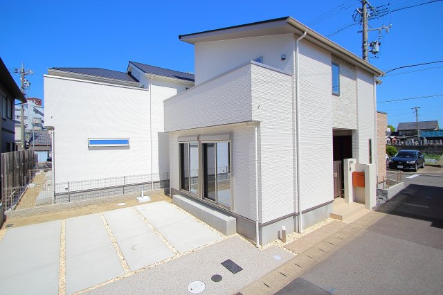 外観：323000465861