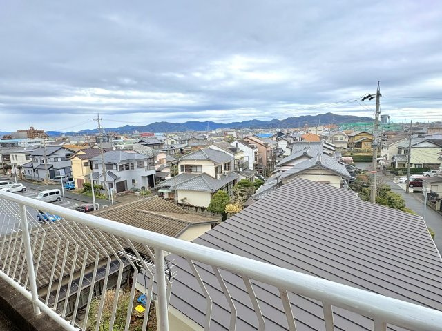 4階の最上階からの眺望は素敵な景色を臨めます。