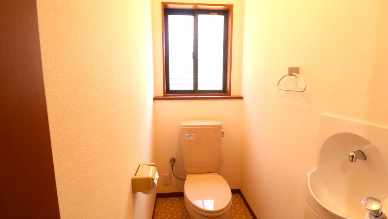 清潔感のなかに、さりげない上質感を。トイレもまた、住まい全体の“美意識”を映す空間です。　