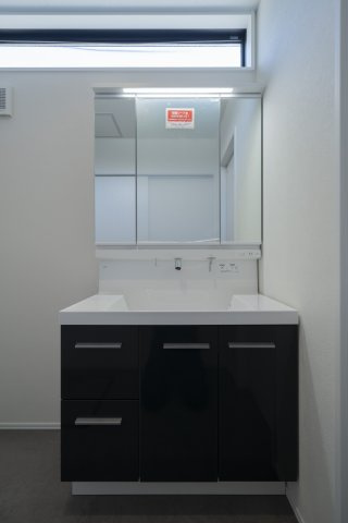 【かすみケ丘東（コンパクト平屋モデル）の独立洗面台】