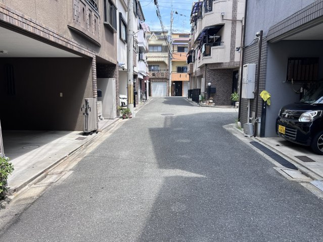 前道も広く駐車も安心！