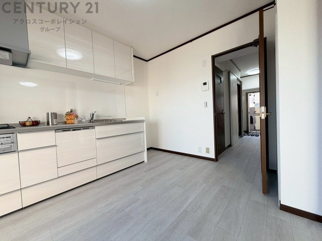 2025年6月リフォーム済。リフォーム内容（全室クロス張替、洗面・トイレ新調、キッチン新調、全室フロアタイル張替、ハウスクリーニングなど）
