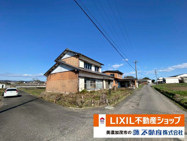 南西角地