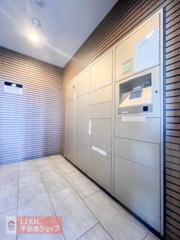 24時間いつでも荷物を受け取れるから、残業帰りや外出中でも安心。あなたの時間を大切にします。