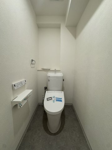 温水洗浄便座機能付き♪