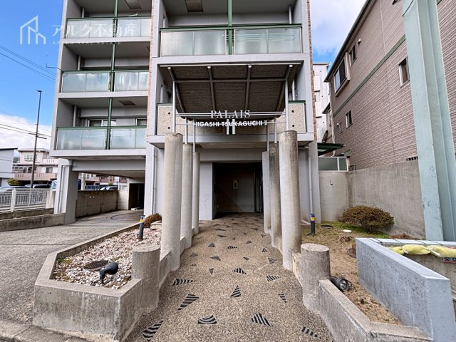 マンションアプローチ
