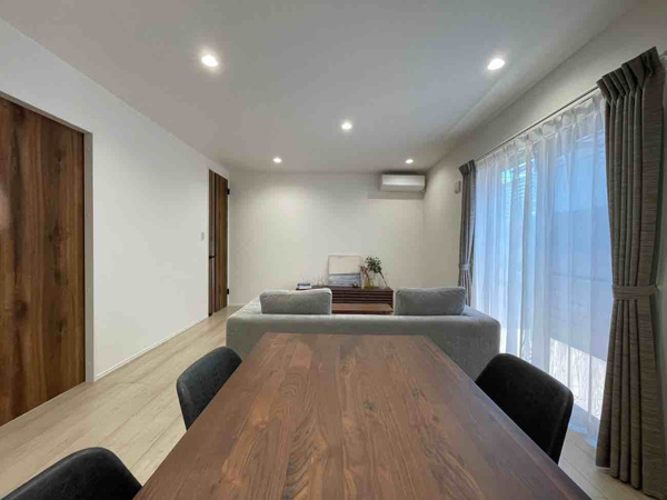 【湯川新町一丁目（5期）のリビングダイニング】