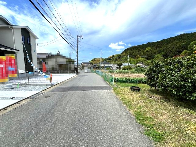 現地写真。前面道路です。