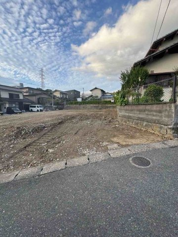【若葉三丁目（2期）の前面道路含む現地写真】