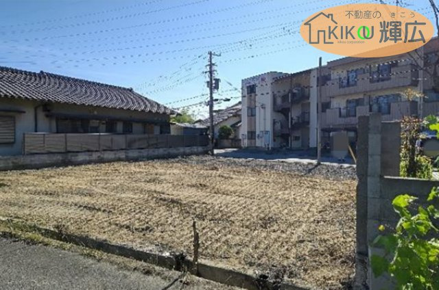 山電「高砂駅」まで徒歩約10分ですので、通勤、通学に便利な立地です。