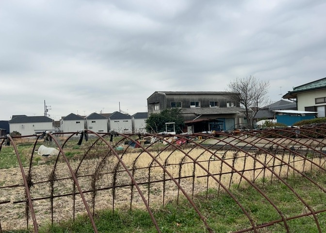 土地の地勢が高台の場合、景色を綺麗にみることができ、景色にこだわってお家探ししている方におすすめです！また平坦地よりも風通しがいいというメリットがあります。デメリットもあるので是非現地でご確認下さい。