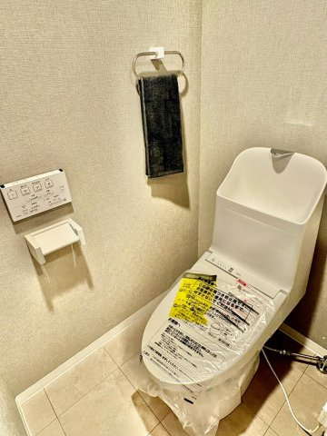 清潔感とうれしい機能性を兼ね備えた、使いやすいシャワートイレ