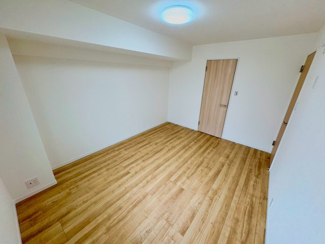 洋室7.5帖・収納付きで、お部屋がすっきり片付きます。