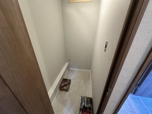 トイレも新規交換です。　