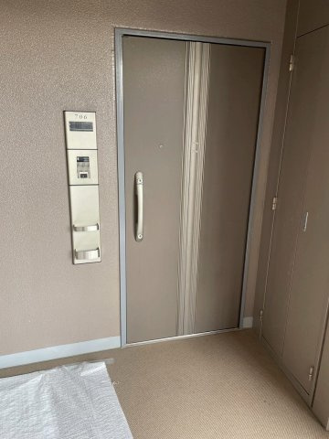 毎日ここを通ってお出掛け・お帰りなさい　玄関も重要なポイントですね
