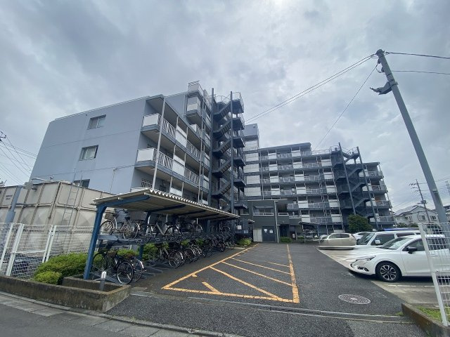 エクレール八潮