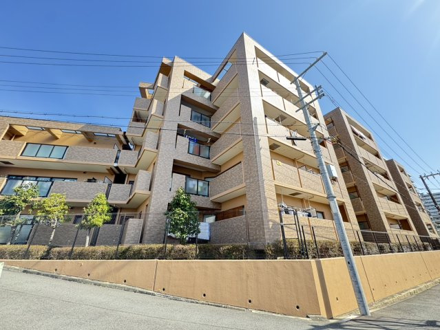 外観：327002236282