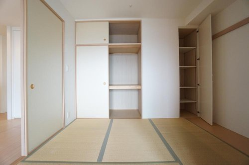 リビング横の和室