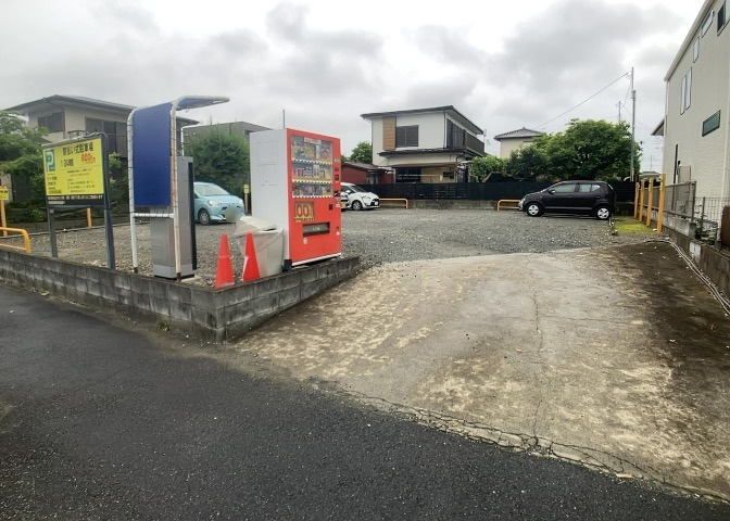 物件の詳細については、現地を見てわかること以外に、役所や法務局などで調べないとわからないことがあります。そのため、現地に行く場合は、もしこの物件を買ったらどのような生活ができるかをイメージしましょう。