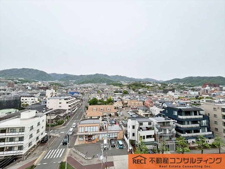 フルリノベーション済の綺麗な室内です