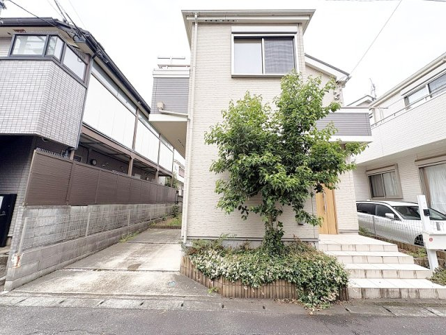 水回りの行き来がしやすく家事効率良好な住まい！