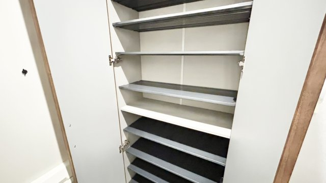 ご家族みなさまの靴を収納いただけます。