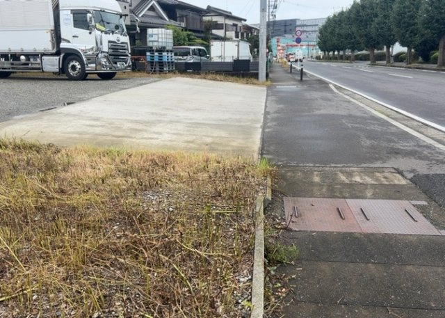 土地探しをしていると都市計画区域という言葉を目にすると思います。法律によって、都道府県知事や国土交通大臣が指定するエリアのことを指しており、都市計画区域は市街化区域と市街化調整区域に分けられています。
