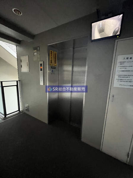 【グランドメゾン小阪の共用部分】