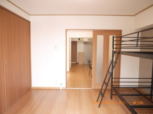 趣味に没頭したり、自分の時間を愉しめる一部屋です。