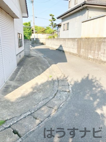前面道路（南側）