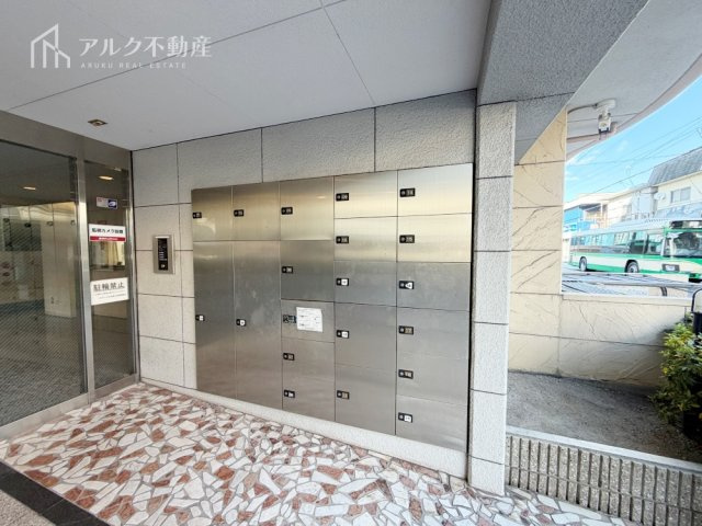 宅配ボックス