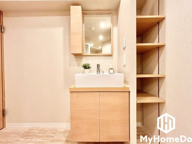 使い勝手がいい洗面台で、朝の時間を快適に