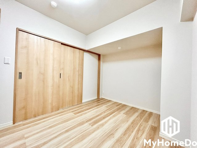シンプルで使いやすい洋室です