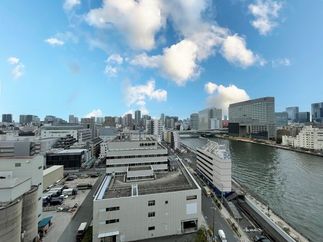 14階の高層階♪リバーサイドならではの開放感ある眺望をおたのしみいただけます♪