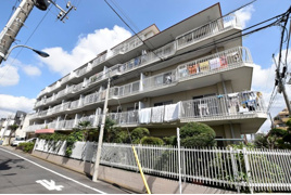 本蓮沼ハイツの外観
