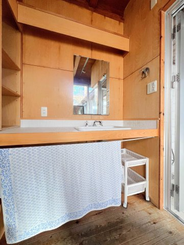 造作洗面台で幅広タイプの施工です！